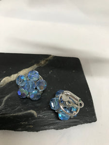 Ensemble bijoux en perles de verre bleues pâles