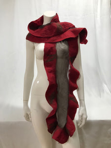 Foulard de laine tuffetée rouge