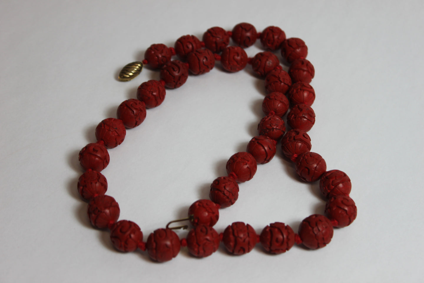 Collier billes de bois rouge