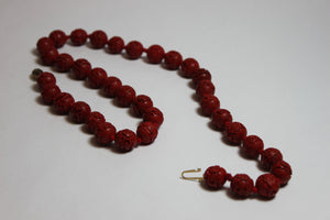 Collier billes de bois rouge