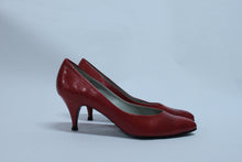 Talons "kitten heels" rouges