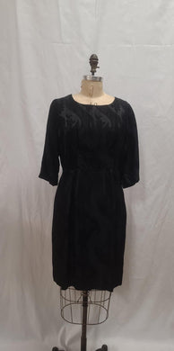 Robe noire jacquard satiné